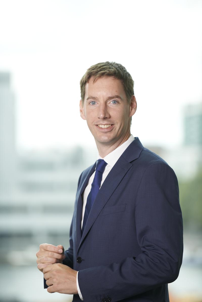 Jeremy De Pessemier Senior Investment Strategist, Investment Strategy & ... Jeremy De Pessemier Senior Investment Strategist, Investment Strategy & ...