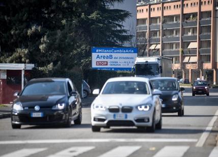 Area B, Regione Lombardia allo scontro con Milano: mozione contro i divieti
