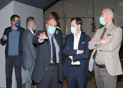 Emanuele Monti visita il centro Hub vaccini di MalpensaFiere