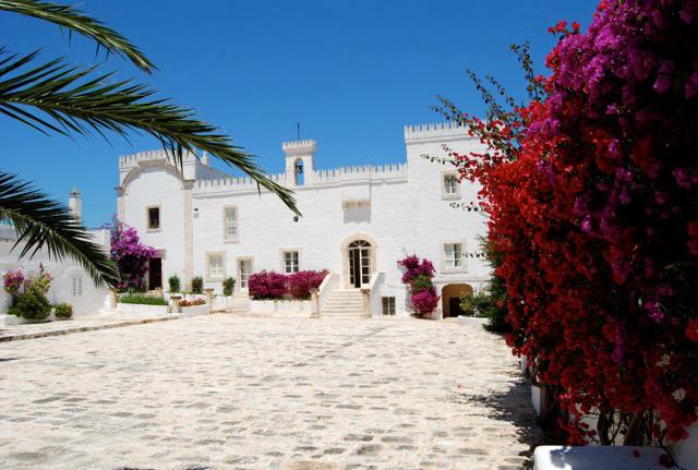 Tenuta Le Taverne - Ostuni (Foto Facebook) Tenuta Le Taverne - Ostuni (Foto Facebook)