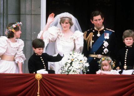 Royal Family: l'abito di Diana in mostra, a 40 anni dalle nozze con Carlo