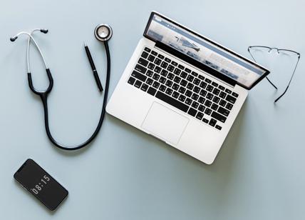 Sanità, i trend del 2021: visita digitale e medico sui social