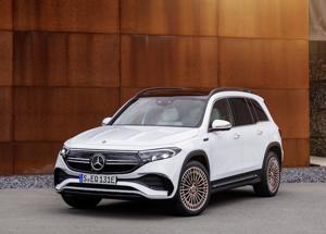 Nuova Mercedes EQB, il suv elettrico in formato famiglia