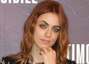 Miriam Leone, doccia bollente L'attrice si leva i vestiti. Foto