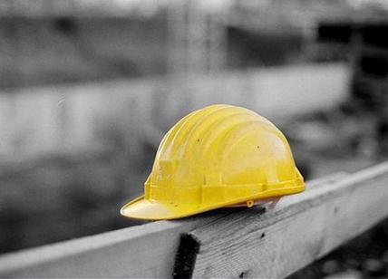 Incidenti sul lavoro, operaio 37enne muore schiacciato a Parma