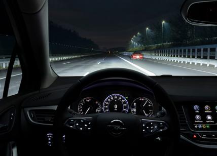 Opel Intellilux LED: illuminare senza abbagliare