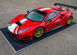Pirelli presenta il P Zero DHE per la nuova Ferrari 488 GT modificata