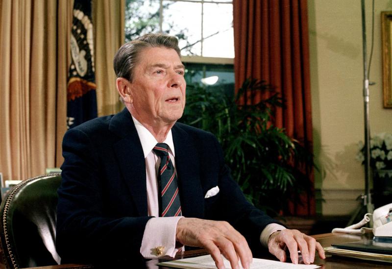 Ronald Reagan è diventato il 40° presidente degli USA dopo aver lavorato come attore in numerosi film western! Ronald Reagan è diventato il 40° presidente degli USA dopo aver lavorato come attore in numerosi film western!