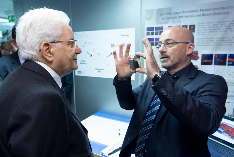 Il ministro della Transizione Ecologica Roberto Cingolani con il Presidente della Repubblica Sergio Mattarella (LaPresse)