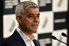 Londra, Sadiq Khan rieletto sindaco: "Un onore assoluto"