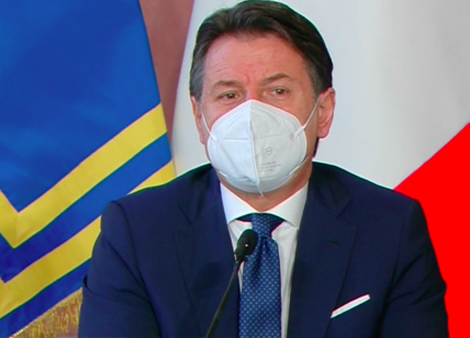 Conte detta le condizioni: patto blindato e dichiarazione pubblica di Renzi