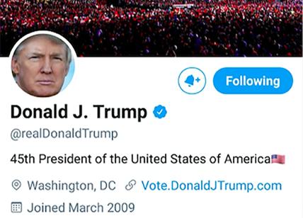 Usa, Facebook e Twitter hanno bloccato il profilo di Trump: sei d'accordo?