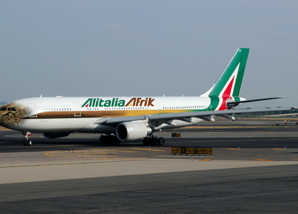 "Alitalia rottama 6mila lavoratori?Io la rilancio con tutti i 12 mila addetti"