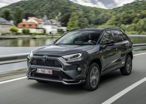 Toyota Rav 4 ora è anche plug-in hybrid