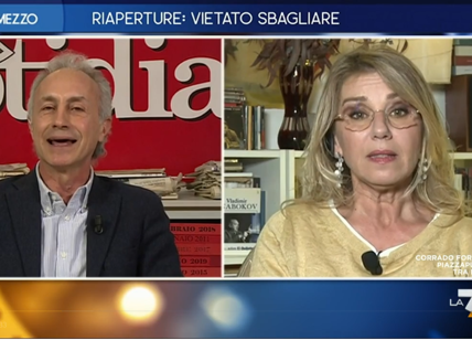 Travaglio-De Gregorio: "Passa Draghi e si inchinano”, "Polemizzi perchè..."