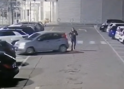 Firenze, simulava incidenti nei parcheggi per ottenere risarcimenti diretti