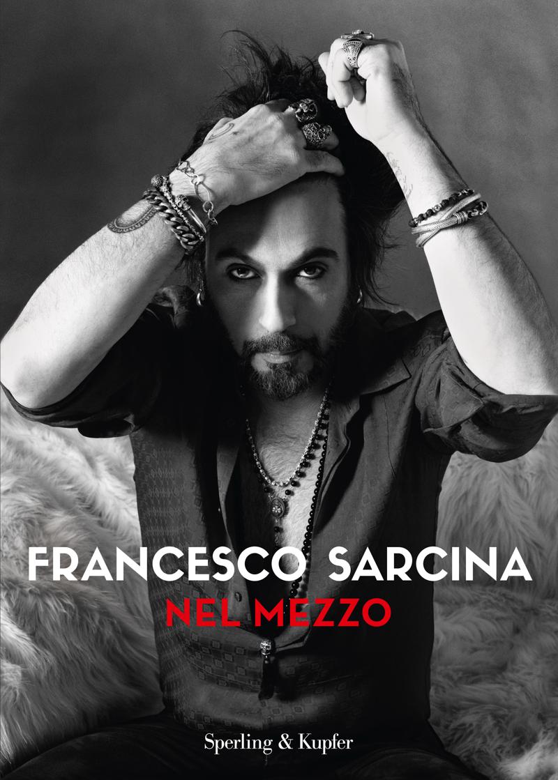 Francesco Sarcina si racconta in un libro: abusi, tormenti, Le Vibrazioni e…