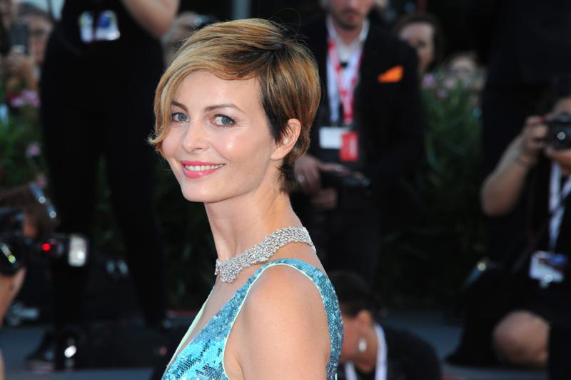 VIOLANTE PLACIDO – “La prima volta è successo di notte, in albergo: ero sola e la paura mi ha mandata in tilt”, ha raccontato l’attrice, aggiungendo che questo disturbo le impediva di viaggiare serenamente, soprattutto in aereo. Ma con le giuste cure la situazione è migliorata sensibilmente (foto: LaPresse) VIOLANTE PLACIDO – “La prima volta è successo di notte, in albergo: ero sola e la paura mi ha mandata in tilt”, ha raccontato l’attrice, aggiungendo che questo disturbo le impediva di viaggiare serenamente, soprattutto in aereo. Ma con le giuste cure la situazione è migliorata sensibilmente (foto: LaPresse)