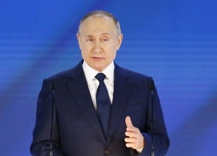 Putin minaccia l'Occidente: "Non superate il limite o reagiremo duramente"