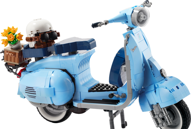 LEGO Vespa 125, arriva il nuovo set che celebra l'icona anni '60