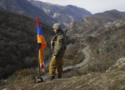 Nagorno, riesplode il confitto. L'Armenia chiama Putin, allarme gas da Baku