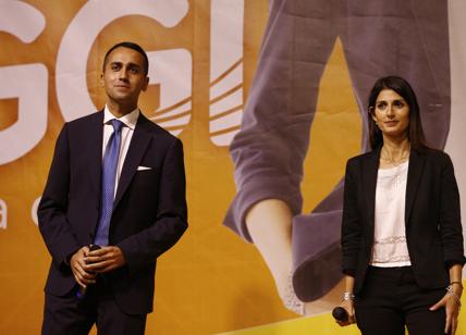 Di Maio e Raggi, dal "ci eravamo tanto odiati" al riavvicinamento di facciata