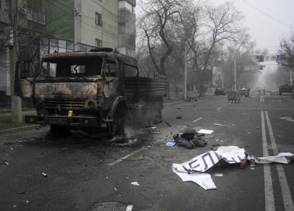 Kazakistan, 8mila arresti e 164 morti: "Viviamo nel terrore, manca il pane"
