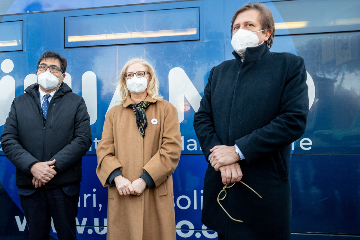 Alessio D'Amato, assessore alla Sanità della Regione Lazio, Annalisa Scopinaro Presidente uniamo.org, Pierpaolo Sileri, sottosegretario alla Sanità Alessio D'Amato, assessore alla Sanità della Regione Lazio, Annalisa Scopinaro Presidente uniamo.org, Pierpaolo Sileri, sottosegretario alla Sanità