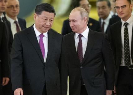 Gli occhi del mondo fissi sull'Uzbekistan: Xi Jinping e Putin si incontrano