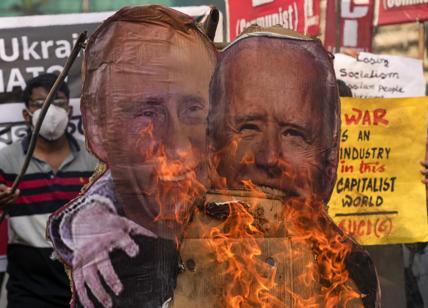 Guerra in Ucraina, Putin e Biden sconfitti? Si scaldano le opposizioni interne