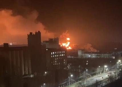 Gli attacchi segreti ucraini in Russia. Gli Usa suggeriscono e Kiev colpisce