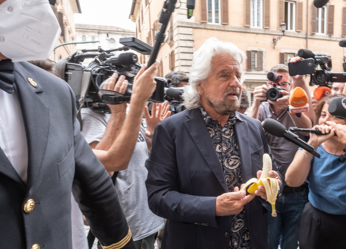 m5s, beppe grillo, scissione, secondo mandato