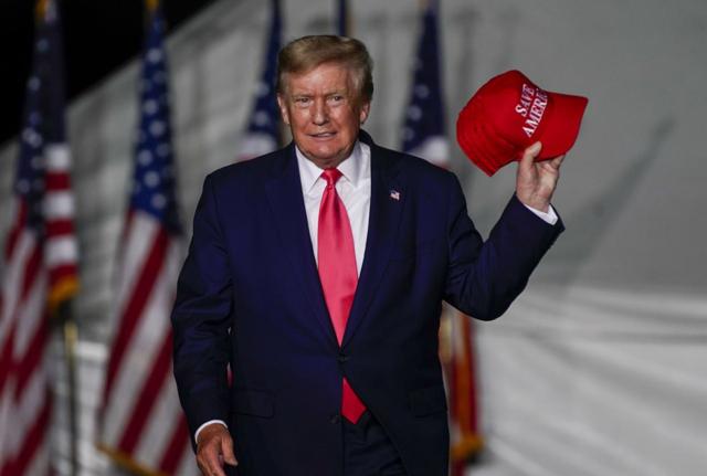 Donald Trump, l'ex presidente che ha spaccato l'opinione pubblica statunitense Donald Trump, l'ex presidente che ha spaccato l'opinione pubblica statunitense
