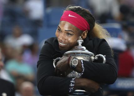Tennis, Serena Williams annuncia il ritiro. "Ora voglio solo fare la mamma"