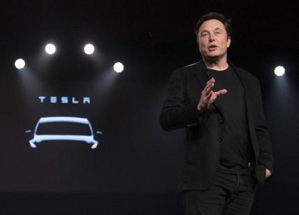 Elon Musk: "Compro il Manchester United". L'ad di Tesla ora punta al calcio