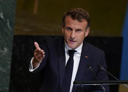 Francia, Macron scavalca il Parlamento. La riforma pensioni diventa legge