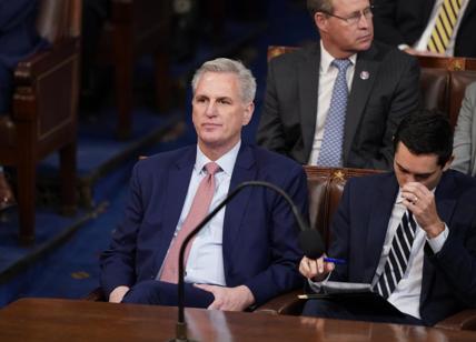 Usa, cacciato lo speaker della Camera McCarthy, mai successo nella storia