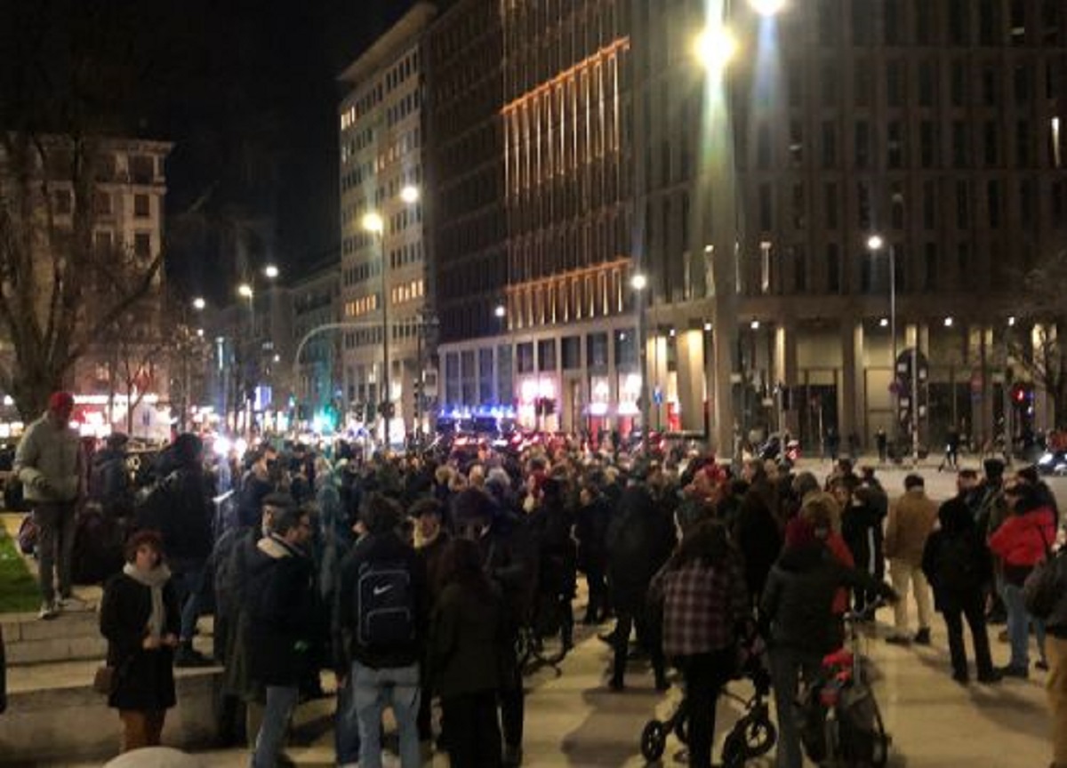 Cospito, manifestazione anarchica a Milano Cospito, manifestazione anarchica a Milano
