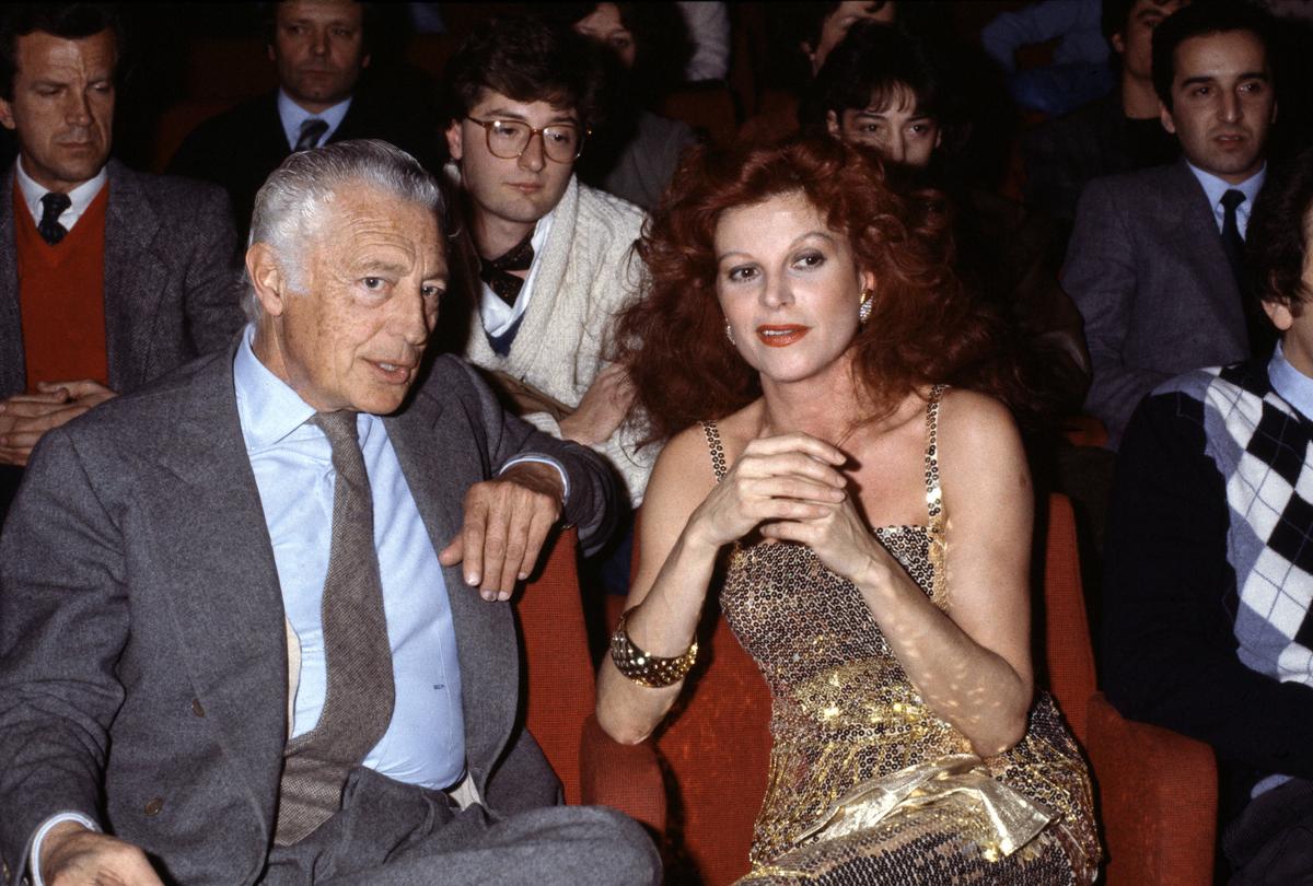L'avvocato Agnelli con Milva L'avvocato Agnelli con Milva
