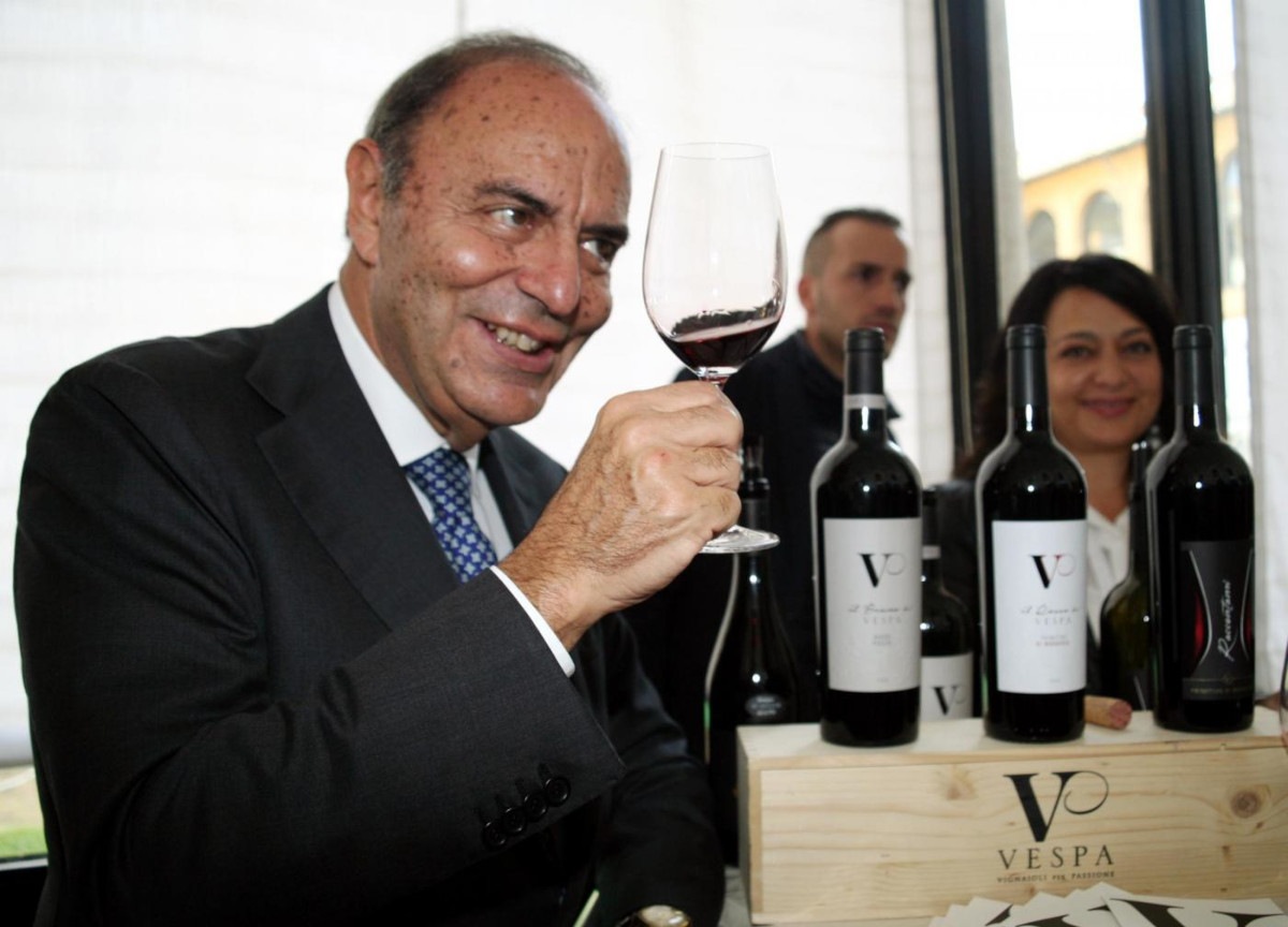 bruno vespa, vino, tentata estorsione