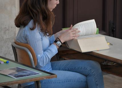 Maturità, arriva la svolta storica: durante l’orale si abbandona la mascherina