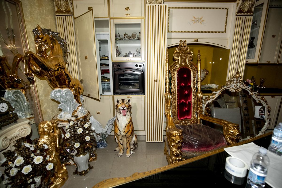 Foto di repertorio delle proprietà Casamonica riferite agli anni 2018/2020 Foto di repertorio delle proprietà Casamonica riferite agli anni 2018/2020