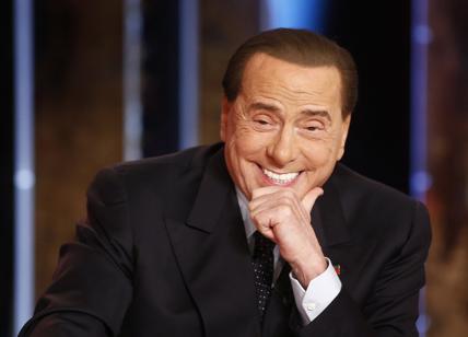 Ruby ter, i legali: "Berlusconi regalava soldi a tutti, non solo a olgettine"