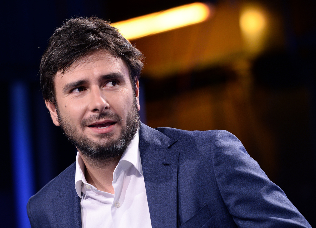 alessandro di battista, m5s, corso di politica