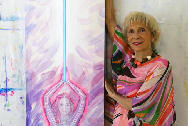 Kriss Guenzati Dubini l'artista di Milano mostra Creiamo Luce Kriss Guenzati Dubini l'artista di Milano mostra Creiamo Luce