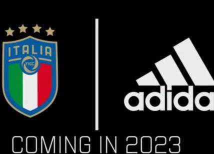 Figc, Adidas vestirà gli Azzurri dal 2023: scalzato Puma dopo 20 anni
