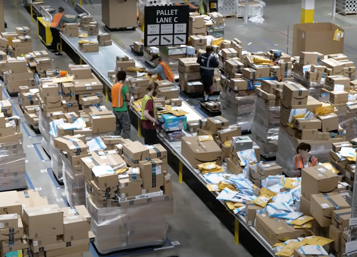 Magazzino Amazon Magazzino Amazon