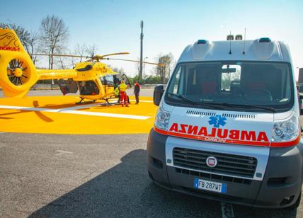 Alluvione Marche: forza blocco stradale e investe volontario