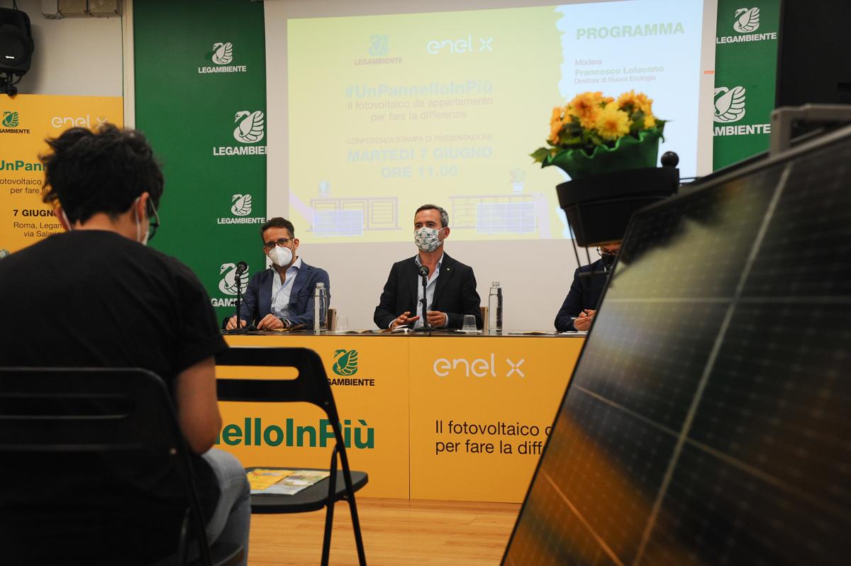 ANDREA SCOGNAMIGLIO RESPONSABILE GLOBALE ENEL X E-HOME STEFANO CIAFANI PRESIDENTE NAZIONALE LEGAMBIENTE
