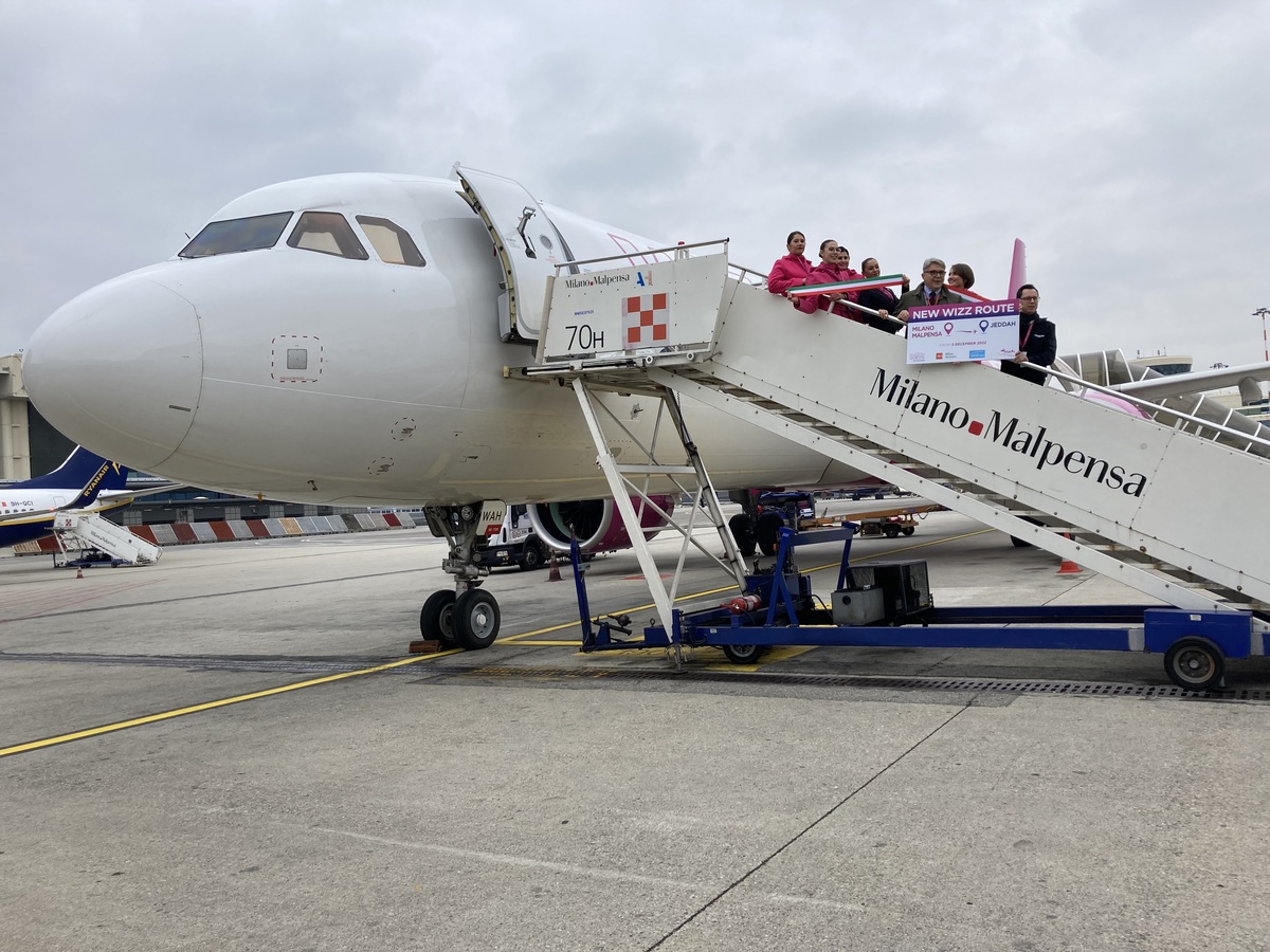 Andrea Tucci SEA e Daniele Riva comandante e personale Wizz Air i